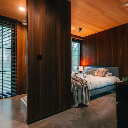 Huswell - Cozy Forest Cabinet With Private Hot Tub