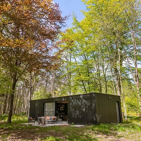 Huswell - Cozy Forest Cabinet With Private Hot Tub Stekene