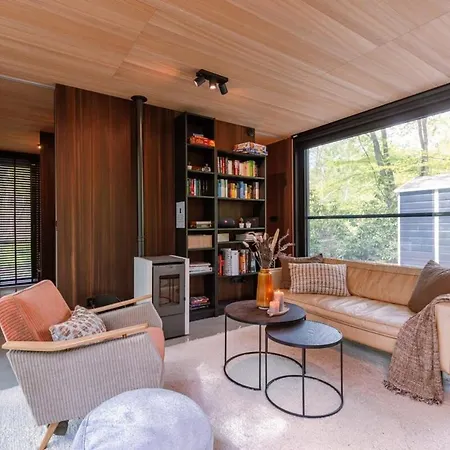 בית נופש Huswell - Cozy Forest Cabinet With Private Hot Tub *